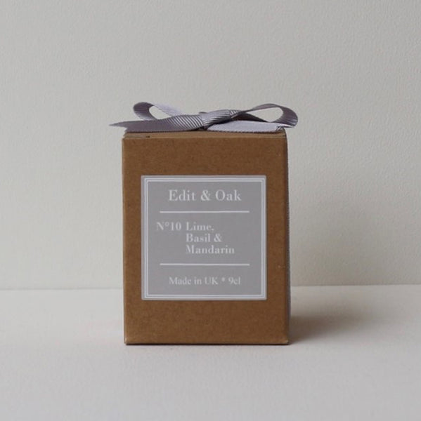 9cl E&O Winter Scented Candle