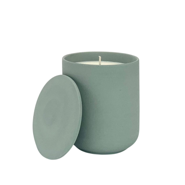 E&O Winter Scent Ceramic Candle With Lid