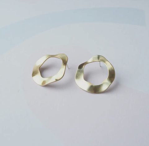 Flow Stud Earrings