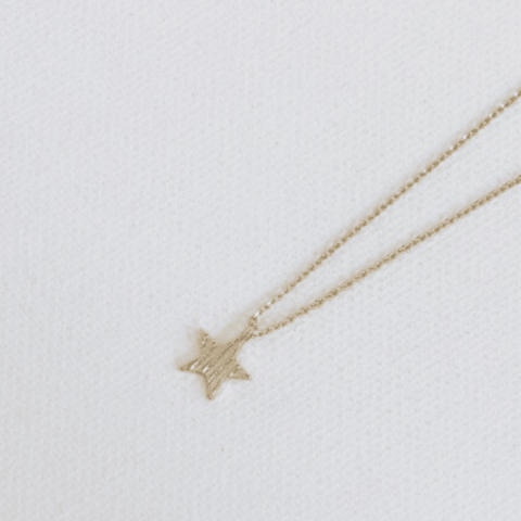 Textured Star Pendant Necklace
