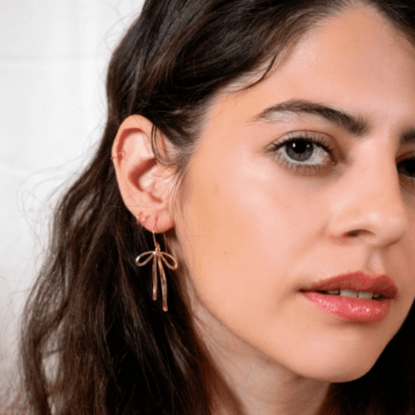 Falling Bow Hook Earrings – 18k Gold Plated