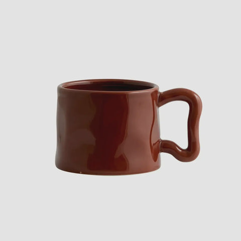 Brown Wavy Handle Mug