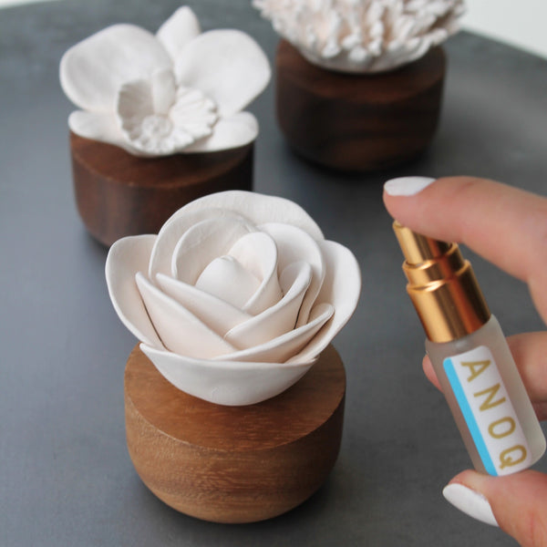 Porcelain Gardenia Flower Diffuser